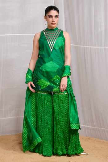 Naina Jain Dhora Patchwork Short Kurta Gharara Set 