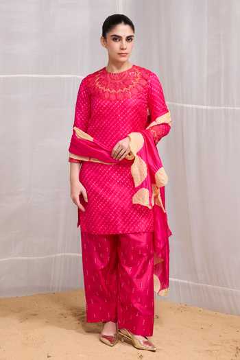 Naina Jain Kair Mirror Yoke Embroidered Kurta Set 