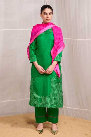 Naina Jain Raah Bandhani Pattern Kurta Set 