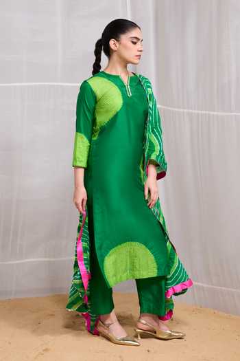 Naina Jain Saanjh Bandhani Pattern Kurta Set 