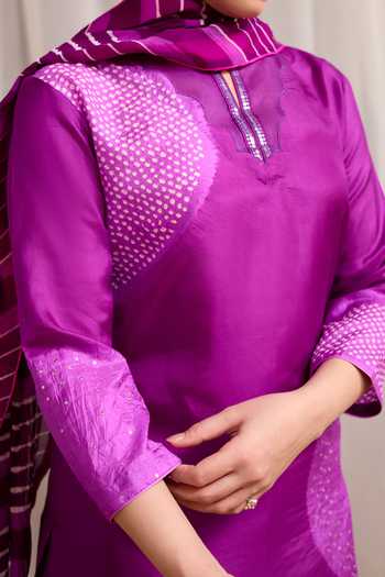 Shop Naina Jain Purple Silk, Chiffon Split V-neck Saanjh Shibori Motif Kurta Set Online at Aza Fashions Shop_Naina Jain_Purple Silk, Chiffon Split V-neck Saanjh Shibori Motif Kurta Set _Online_at_Aza_Fashions
