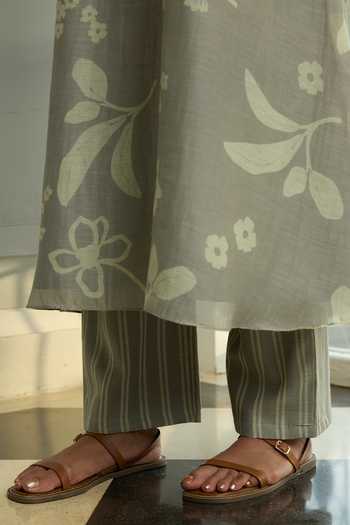 Buy Vaayu Grey Cotton, Muslin Round Neck, Yes Slate Thread Embroidered Kurta And Pant Set Online at Aza Fashions Buy_Vaayu_Grey Cotton, Muslin Round Neck, Yes Slate Thread Embroidered Kurta And Pant Set _Online_at_Aza_Fashions