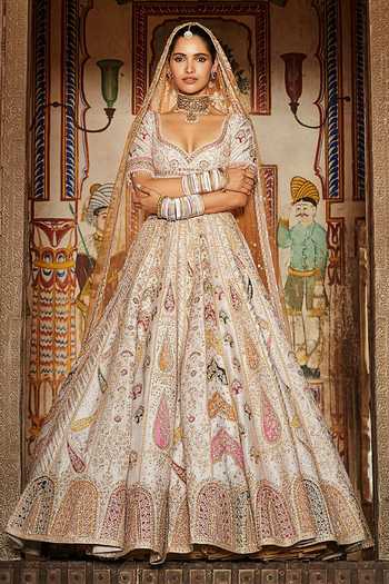 Buy_MATSYA_Ivory Silk Sweetheart Neck The Udaivan Embroidered Bridal Lehenga Set _Online_at_Aza_Fashions