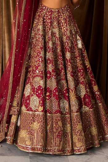 MATSYA Red Silk, Tulle Sweetheart Neck The Vintage Lotus Pond Bridal Lehenga Set Online at Aza Fashions MATSYA_Red Silk, Tulle Sweetheart Neck The Vintage Lotus Pond Bridal Lehenga Set _Online_at_Aza_Fashions