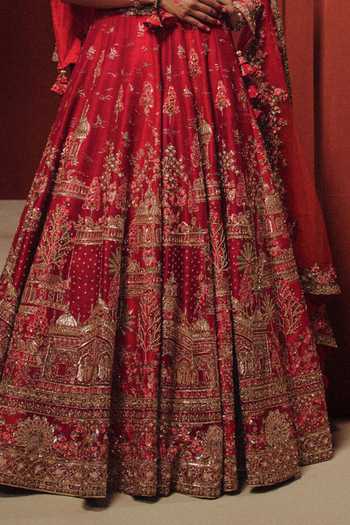 Buy Dolly J Red Silk, Net Sweetheart Neck The Grand Reverie Bridal Lehenga Set Online at Aza Fashions Buy_Dolly J_Red Silk, Net Sweetheart Neck The Grand Reverie Bridal Lehenga Set _Online_at_Aza_Fashions