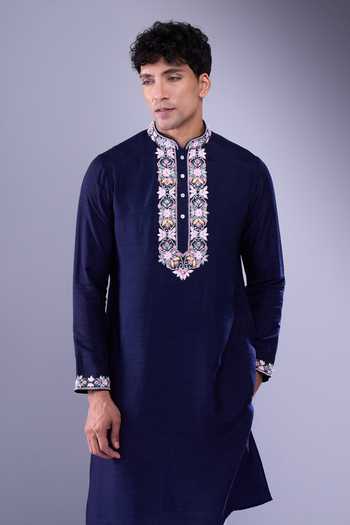 Aariyana Couture Floral Embroidered Kurta Set 