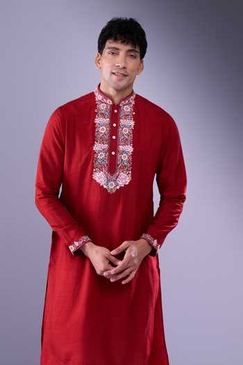 Aariyana Couture Embroidered Floral Kurta Set 