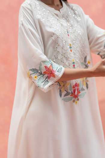 AM by Anita Mittal Off White Muslin Firefly Embroidered Kurta And Pant Co-ord Set Online at Aza Fashions AM by Anita Mittal_Off White Muslin Firefly Embroidered Kurta And Pant Co-ord Set _Online_at_Aza_Fashions