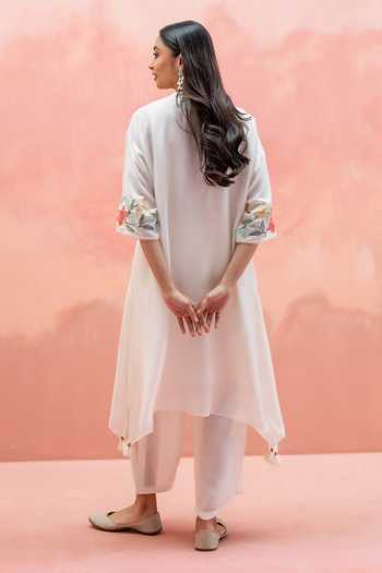 AM by Anita Mittal Firefly Embroidered Kurta & Pant Co-ord Set 