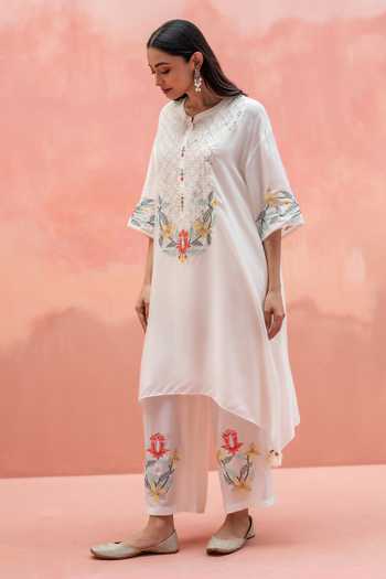 Shop AM by Anita Mittal Off White Muslin Firefly Embroidered Kurta And Pant Co-ord Set Online at Aza Fashions Shop_AM by Anita Mittal_Off White Muslin Firefly Embroidered Kurta And Pant Co-ord Set _Online_at_Aza_Fashions