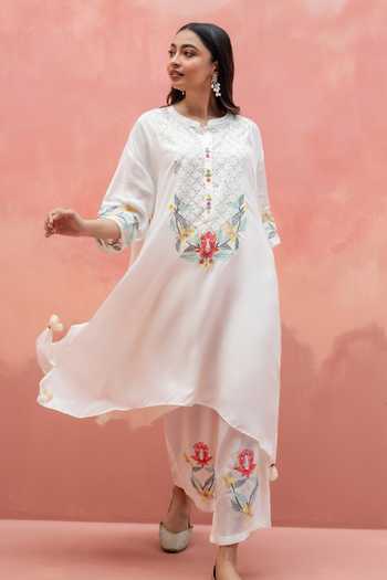 AM by Anita Mittal Firefly Embroidered Kurta & Pant Co-ord Set 