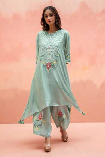 AM by Anita Mittal Firefly Embroidered Kurta & Pant Co-ord Set 