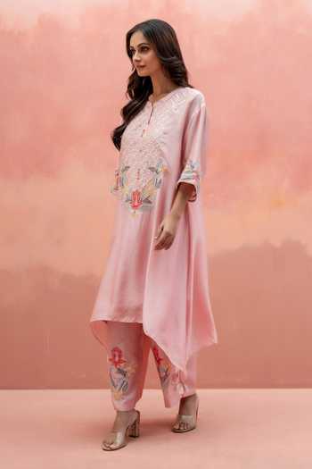 AM By Anita Mittal Pink Muslin Round Neck Firefly Embroidered Kurta And Pant Co-ord Set Online at Aza Fashions AM By Anita Mittal_Pink Muslin Round Neck Firefly Embroidered Kurta And Pant Co-ord Set _Online_at_Aza_Fashions