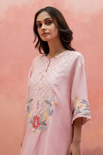 Shop AM By Anita Mittal Pink Muslin Round Neck Firefly Embroidered Kurta And Pant Co-ord Set Online at Aza Fashions Shop_AM By Anita Mittal_Pink Muslin Round Neck Firefly Embroidered Kurta And Pant Co-ord Set _Online_at_Aza_Fashions
