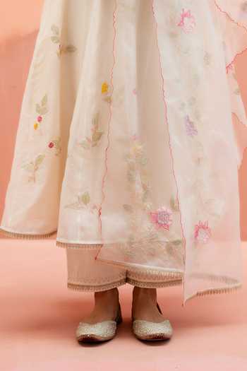 AM by Anita Mittal White Cotton V-neck Pari Embroidered Anarkali Set Online at Aza Fashions AM by Anita Mittal_White Cotton V-neck Pari Embroidered Anarkali Set _Online_at_Aza_Fashions