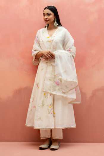 AM by Anita Mittal White Cotton V-neck Pari Embroidered Anarkali Set at Aza Fashions AM by Anita Mittal_White Cotton V-neck Pari Embroidered Anarkali Set _at_Aza_Fashions