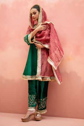 Shop AM by Anita Mittal Green Silk V-neck, Yes Anjum Embroidered Anarkali Set Online at Aza Fashions Shop_AM by Anita Mittal_Green Silk V-neck, Yes Anjum Embroidered Anarkali Set _Online_at_Aza_Fashions