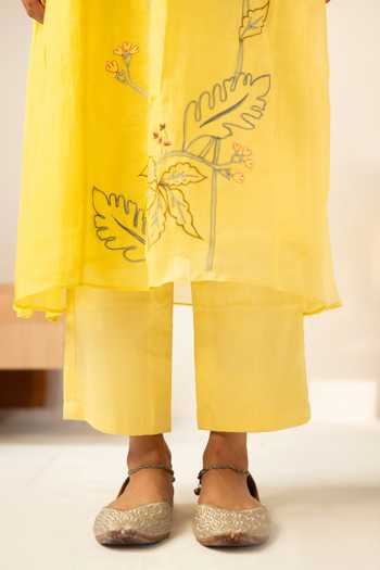 Buy AM By Anita Mittal Yellow Chanderi Round Neck, Yes Zavi Mul Tunic And Pant Set Online at Aza Fashions Buy_AM By Anita Mittal_Yellow Chanderi Round Neck, Yes Zavi Mul Tunic And Pant Set _Online_at_Aza_Fashions