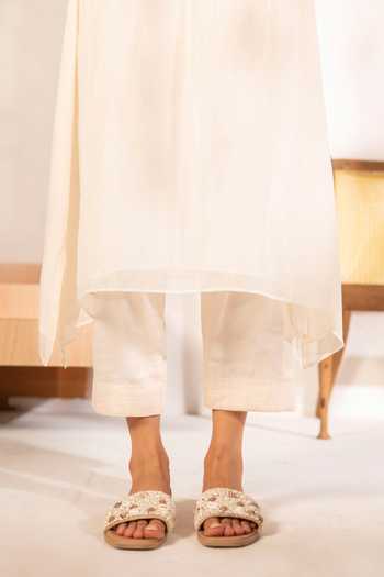 AM by Anita Mittal_Off White Chanderi Round Neck Zia Cross-stitch Mul Tunic And Pant Set _at_Aza_Fashions