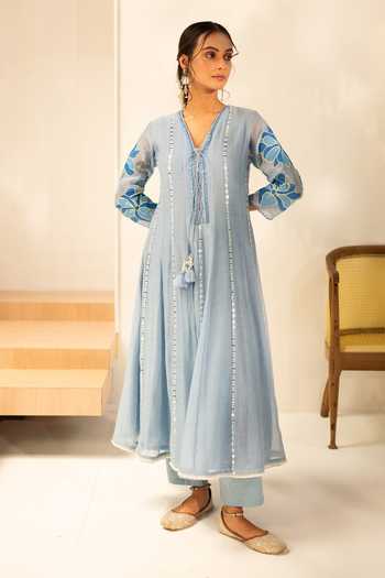 Shop_AM by Anita Mittal_Blue Chanderi V-neck Zoya Mul Anarkali Set _Online_at_Aza_Fashions