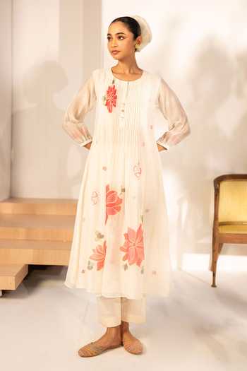 AM by Anita Mittal Zoya Mul Chanderi Tunic & Pant Set 