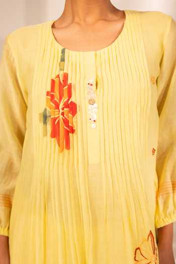 Buy AM By Anita Mittal Yellow Chanderi Scoop Neck Zoya Mul Tunic And Pant Set Buy_AM By Anita Mittal_Yellow Chanderi Scoop Neck Zoya Mul Tunic And Pant Set