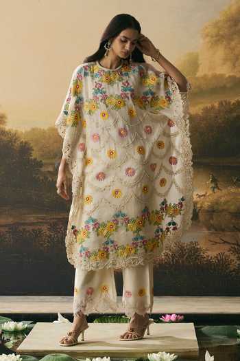 Chandrima Ivory Floral Scallop Detail Kaftan