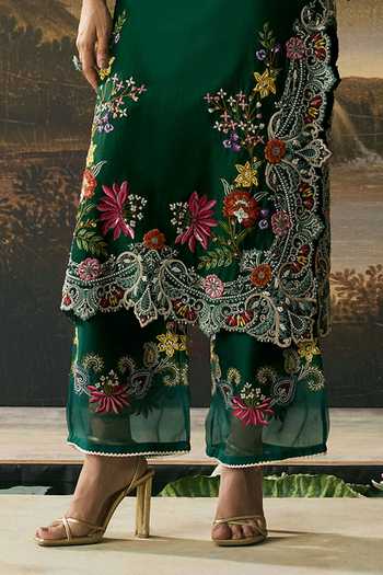 Buy Chandrima Emerald Green Chanderi V-neck, Yes Contrast Floral Cordwork Kurta With Pant Online at Aza Fashions Buy_Chandrima_Emerald Green Chanderi V-neck, Yes Contrast Floral Cordwork Kurta With Pant _Online_at_Aza_Fashions