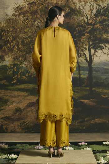 Chandrima Blossom Kimono Kurta With Pant