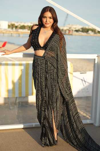 Nitika Gujral Monochrome Crystal Pre-Draped Saree With Blouse 