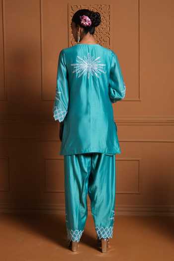 Sonia Khatri Inayat Floral Embroidered Kurta Set