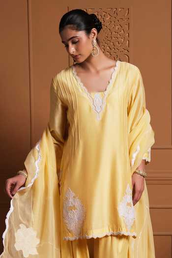 Sonia Khatri Yellow Silk, Organza V-neck The Mehtab Embroidered Kurta Set at Aza Fashions Sonia Khatri_Yellow Silk, Organza V-neck The Mehtab Embroidered Kurta Set _at_Aza_Fashions