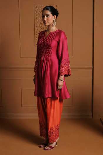 Shop Sonia Khatri Fuchsia Silk, Organza Split V-neck Noorani Hand Embroidered Kurta Set Online at Aza Fashions Shop_Sonia Khatri_Fuchsia Silk, Organza Split V-neck Noorani Hand Embroidered Kurta Set _Online_at_Aza_Fashions