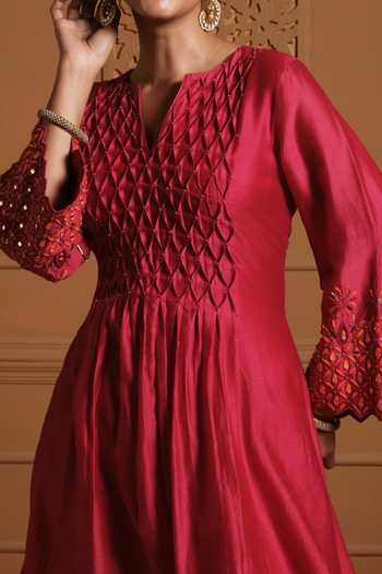 Buy Sonia Khatri Fuchsia Silk, Organza Split V-neck Noorani Hand Embroidered Kurta Set Buy_Sonia Khatri_Fuchsia Silk, Organza Split V-neck Noorani Hand Embroidered Kurta Set