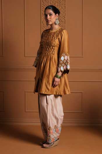 Buy Sonia Khatri Yellow Silk, Organza Round Neck Roohi Smocked Kurta Set Online at Aza Fashions Buy_Sonia Khatri_Yellow Silk, Organza Round Neck Roohi Smocked Kurta Set _Online_at_Aza_Fashions