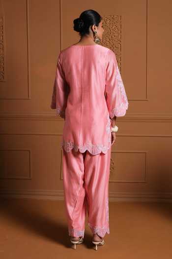 Sonia Khatri The Tarana Embroidered Kurta Set