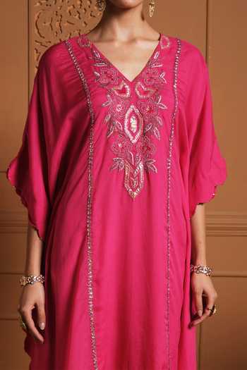 Sonia Khatri Pink Organza V-neck The Shama Embroidered Kaftan And Pant Set Online at Aza Fashions Sonia Khatri_Pink Organza V-neck The Shama Embroidered Kaftan And Pant Set _Online_at_Aza_Fashions