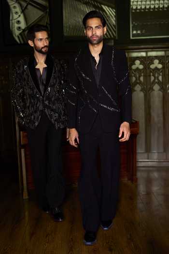 Shop Varun Chakkilam Black Crepe, Satin Midnight Monarch Blazer Set Online at Aza Fashions Shop_Varun Chakkilam_Black Crepe, Satin Midnight Monarch Blazer Set _Online_at_Aza_Fashions