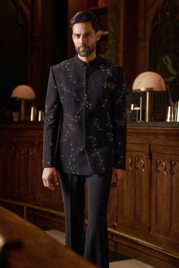 Varun Chakkilam Eclat Noir Bandhgala Set