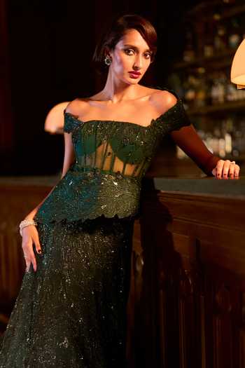 Buy_Varun Chakkilam_Emerald Green Organza, Satin Sequins, Beads Sweetheart Neck Martini Lehenga Set _Online_at_Aza_Fashions