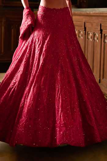 Varun Chakkilam Red Organza, Satin Sweetheart Neck Scarlett Dust Lehenga Set at Aza Fashions Varun Chakkilam_Red Organza, Satin Sweetheart Neck Scarlett Dust Lehenga Set _at_Aza_Fashions