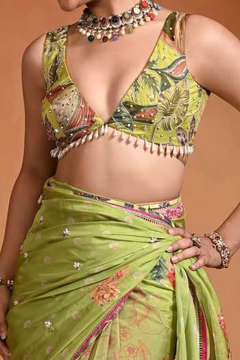 Buy_Rishi and Vibhuti_Green Organza Plunge Neck Brat Floral Saree With Blouse _Online_at_Aza_Fashions