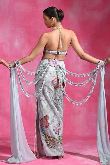 Rishi and Vibhuti Icy Mehbooba Skirt Set With Hand Cape 