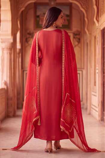 Two Sisters By Gyans Zari Embroidered Straight Kurta Set 