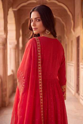 Two Sisters By Gyans_Red Chanderi Notched Neck, Yes Zari Embroidered Straight Kurta Set _Online_at_Aza_Fashions