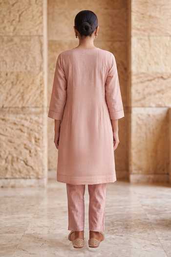 Two Sisters By Gyans Floral Embroidered Kurta & Pant Co-ord Set 