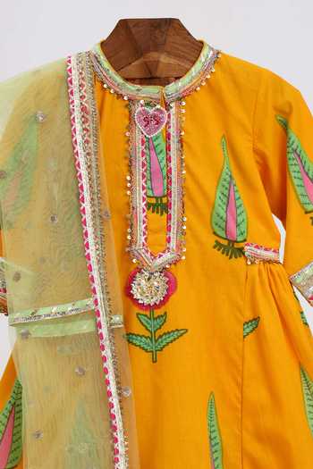 Buy_MINIME ORGANICS_Yellow Cotton Block Print Kurta Sharara Set _Online_at_Aza_Fashions