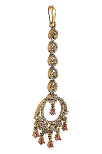 Nazaakat By Samara Singh Red Stone Drop Maangtikka Online at Aza Fashions Nazaakat By Samara Singh_Red Stone Drop Maangtikka _Online_at_Aza_Fashions