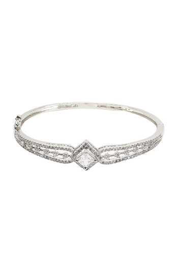 Buy Nazaakat By Samara Singh White American Diamond Studded Bracelet Online at Aza Fashions Buy_Nazaakat By Samara Singh_White American Diamond Studded Bracelet _Online_at_Aza_Fashions