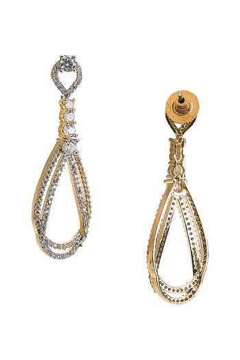 Nazaakat By Samara Singh_Gold Plated Cutout Pendant Necklace Set _at_Aza_Fashions